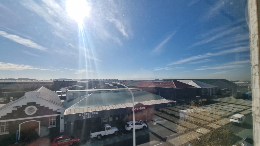 To Let Commercial Property for Rent in Woodstock Western Cape